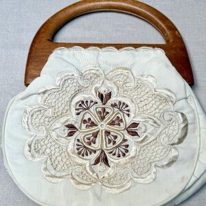 1970s Wooden Handle Embroidered Bermuda Bag Lined